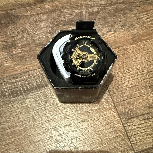 NWT CASIO G SHOCK ANALOG DIGITAL BLACK RESIN STRAP WATCH - Picture 6 of 7